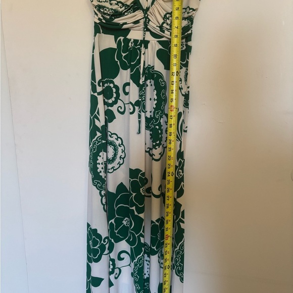Metropark Green and Cream Patterned Dress - Picture 3 of 9